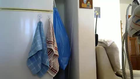 Snapshot of mike26051 chatting on December 13, 12:17 pm mike26051 online show from December 13, 12:17 pm