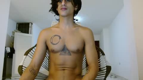 mike_d1030 online show from April 16, 5:29 am