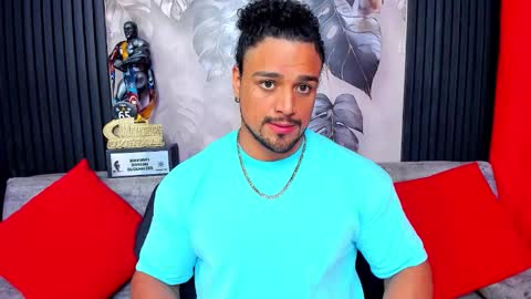   online show from February 20, 11:12 am