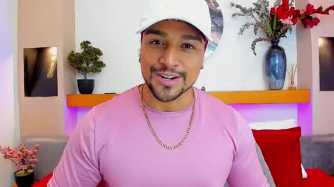   online show from February 19, 10:31 pm