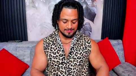   online show from April 3, 7:59 am