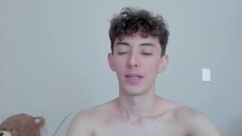 Mikebelf4 online show from October 28, 4:52 pm