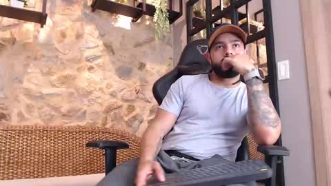 Mike Blare online show from January 17, 7:27 pm