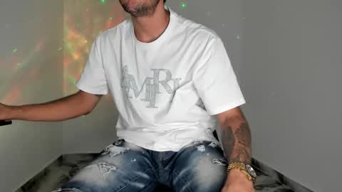 mikee_scooth online show from April 15, 2:59 am