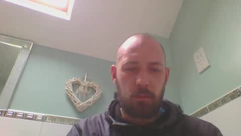 mikejames12369 online show from April 17, 1:24 pm