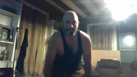 Snapshot of mikeweis1018 chatting on October 14, 2:03 am mikeweis1018 online show from October 14, 2:03 am