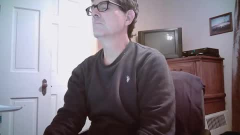 Snapshot of mikewulds chatting on October 25, 2:45 am Mike online show from October 25, 2:45 am