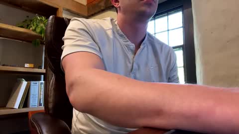 mikeydubs10 online show from May 5, 8:14 pm