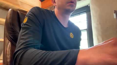 mikeydubs10 online show from May 7, 2:13 pm