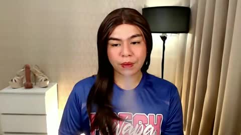 Theresa Luna online show from February 12, 6:51 pm