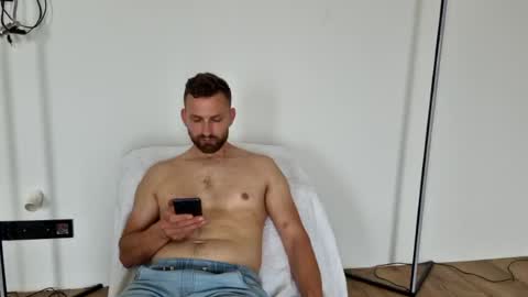 mikhael767676 online show from June 19, 3:40 pm