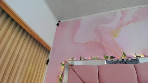 mila_grace_ online show from June 9, 6:51 pm