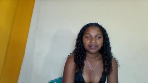 mila_lunah online show from April 13, 6:12 pm