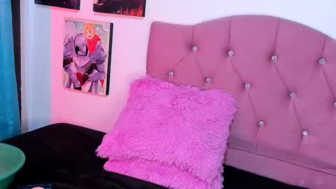 MILA  online show from November 22, 4:38 pm