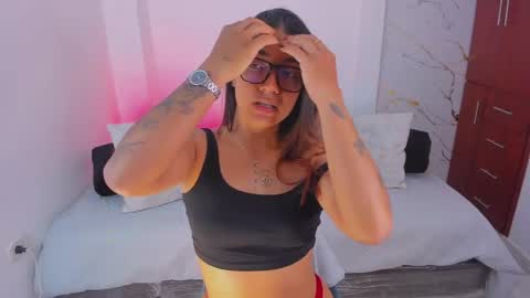 martina online show from April 6, 3:26 am