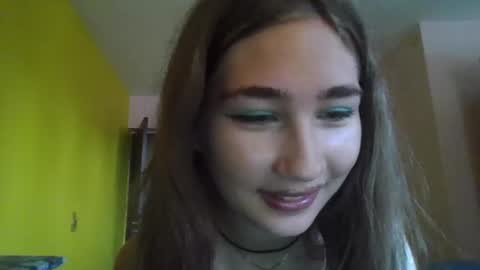 mila_sweettempt online show from July 30, 5:19 am