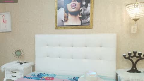 miladiosa online show from January 15, 12:14 pm