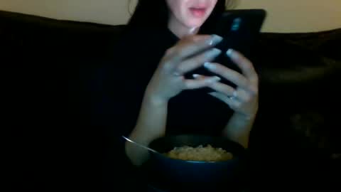 MilaGabor online show from January 5, 6:11 pm