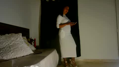 mila online show from September 16, 3:08 am