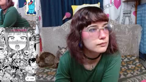 Snapshot of milalunala chatting on September 28, 7:01 pm Mila-Lunala online show from September 28, 7:01 pm