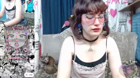 Snapshot of milalunala chatting on September 27, 7:00 pm Mila-Lunala online show from September 27, 7:00 pm