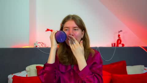 Mila online show from April 18, 6:37 am