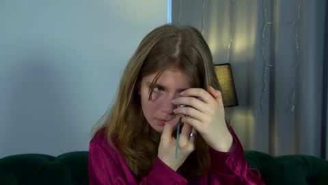 Mila online show from April 11, 6:40 am