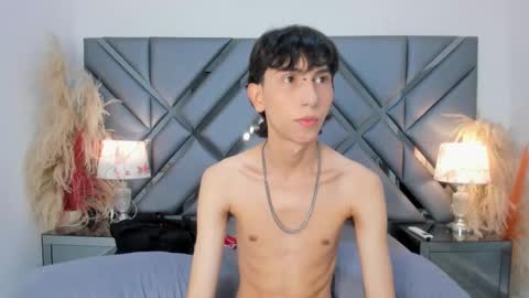Snapshot of milan_lewiss chatting on October 20, 12:10 pm milan_lewiss online show from October 20, 12:10 pm