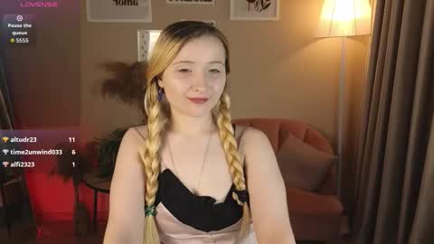 Snapshot of milana__key chatting on September 24, 10:16 pm Milana online show from September 24, 10:16 pm