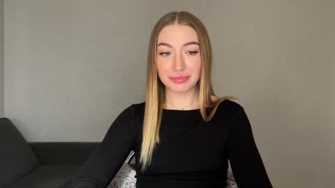 Milana online show from February 16, 1:27 pm