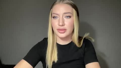 Milana online show from January 17, 2:07 pm