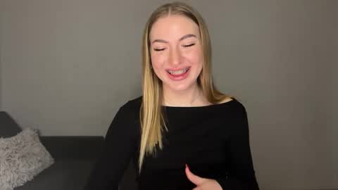 Milana online show from February 18, 7:09 pm