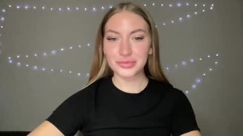 Milana online show from December 23, 12:19 pm