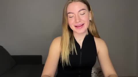 Milana online show from February 6, 9:06 pm