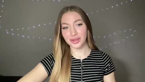 Milana online show from December 12, 7:15 pm