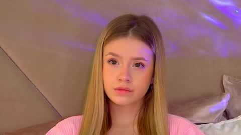 MilanaBalmain online show from September 30, 4:34 am