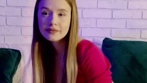 MilanaBalmain online show from March 5, 4:13 pm