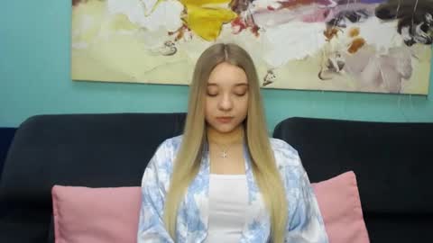 Milana online show from March 13, 7:11 am