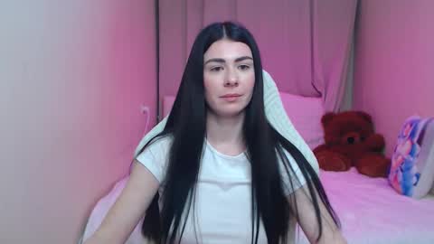 milasecretsss online show from March 28, 7:59 pm