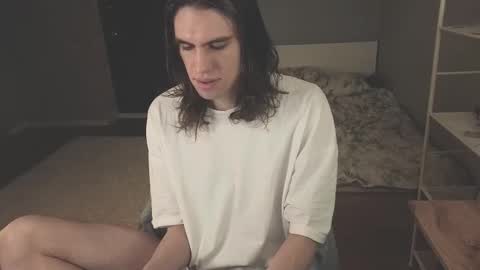 Mila online show from February 13, 5:05 pm