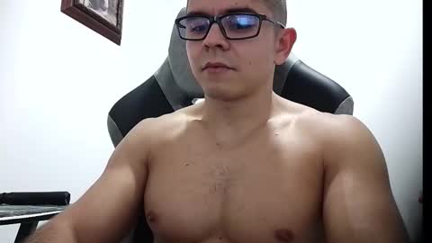 milcaritas3 online show from February 19, 7:02 pm