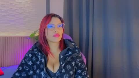 Snapshot of milena_lawson chatting on October 9, 11:37 am milena_lawson online show from October 9, 11:37 am