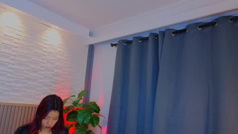Snapshot of milena_lawson chatting on September 20, 1:03 pm milena_lawson online show from September 20, 1:03 pm