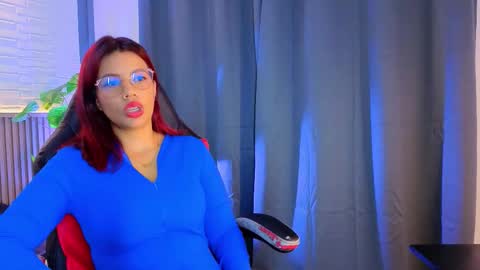 Snapshot of milena_lawson chatting on September 13, 1:46 pm milena_lawson online show from September 13, 1:46 pm