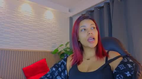 Snapshot of milena_lawson chatting on September 22, 11:25 am milena_lawson online show from September 22, 11:25 am