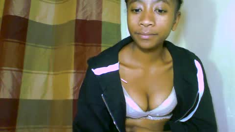 milennah online show from July 17, 10:33 pm