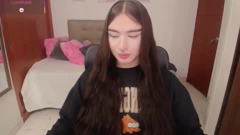 Miley online show from February 28, 4:22 pm