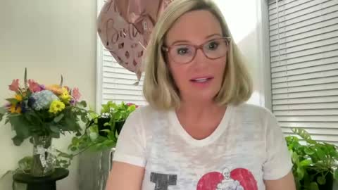 MIlf Goddess online show from July 4, 5:00 am