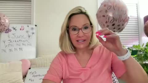 MIlf Goddess online show from June 15, 3:42 am