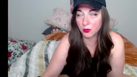 MILF Monee online show from February 2, 1:55 am